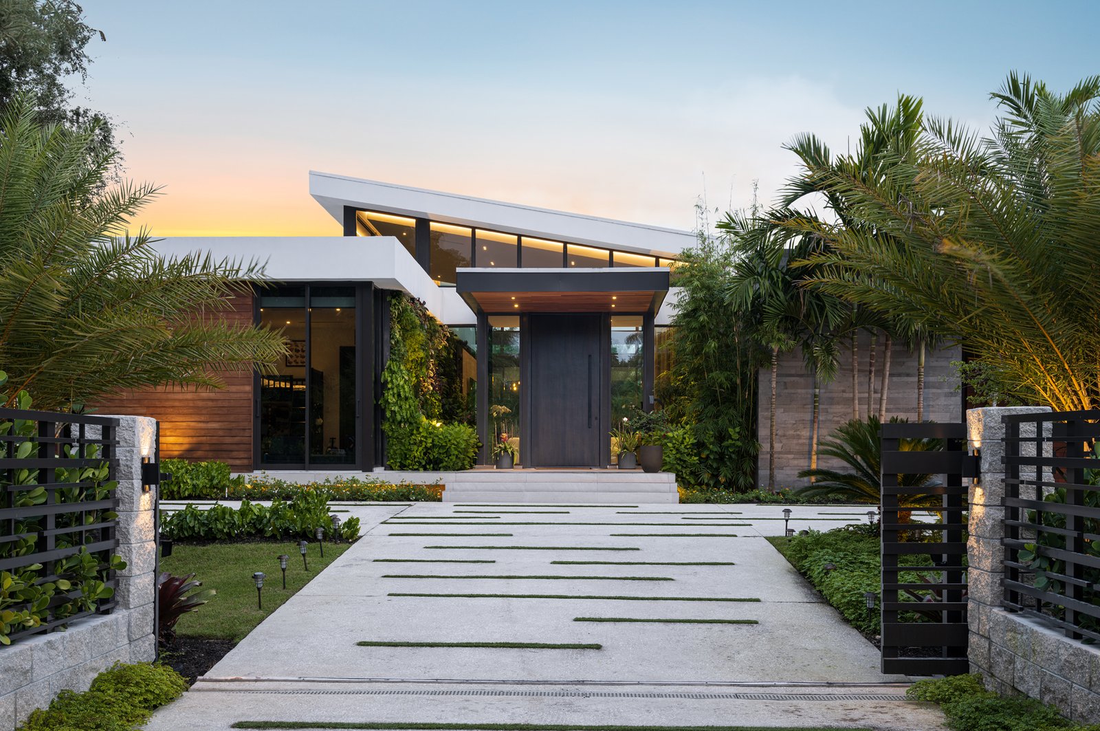 Chicago Courtyard House